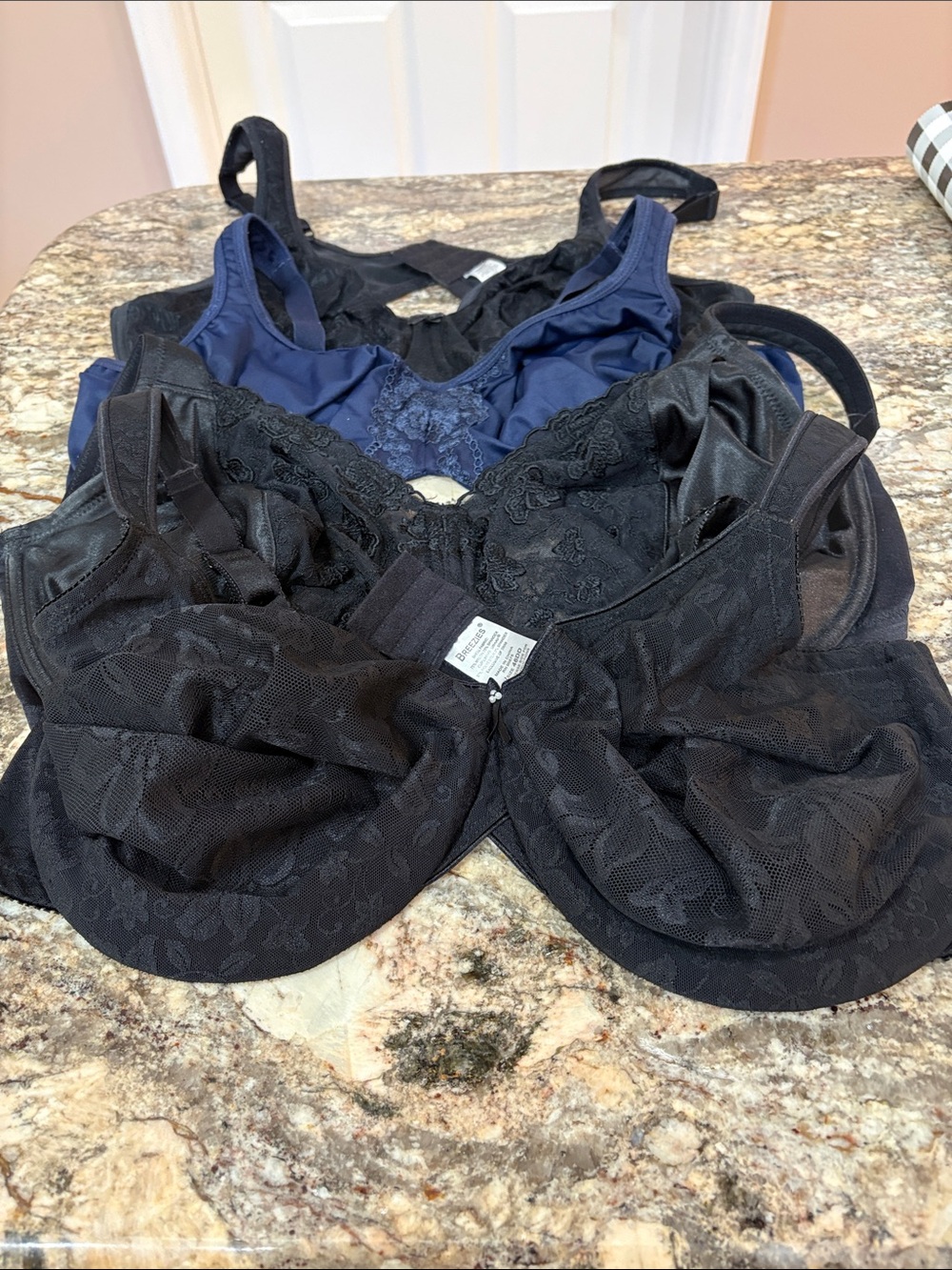 NWOT Breezies 4 PC Lace Bra Set